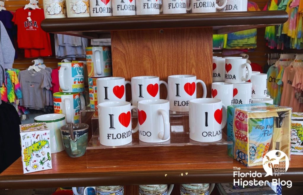 Florida Gift Shop with Florida Shirts. Keep reading to find out all you need to know about what to wear on a Florida beach vacation.