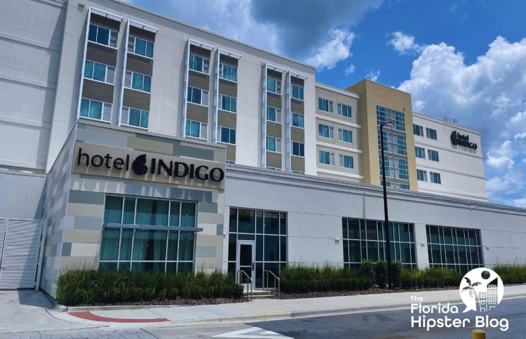 Exterior  and entrance of Hotel Indigo Gainesville Florida. Keep reading to find out about the best Gainesville hotels.