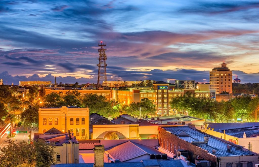 Town Square Gainesville at Night from Rooftop. Keep reading to find out the best thing things to do in Gainesville at night. 