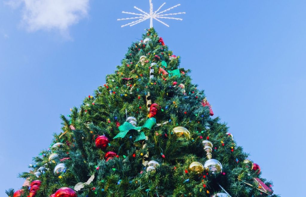 Lake Nona Christmas in Orlando. Keep reading to find out more of the best things to do in Orlando at Christmas. 