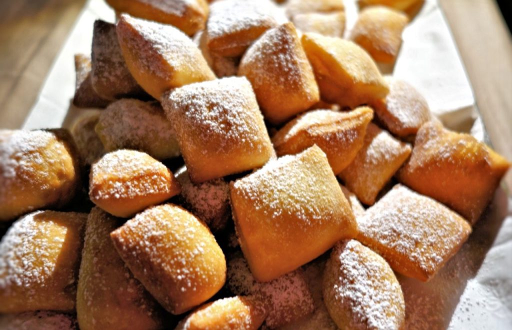 Brick and Spoon Orlando Beignets for Breakfast and Brunch. Keep reading to learn more about brunch in Winter Park. 