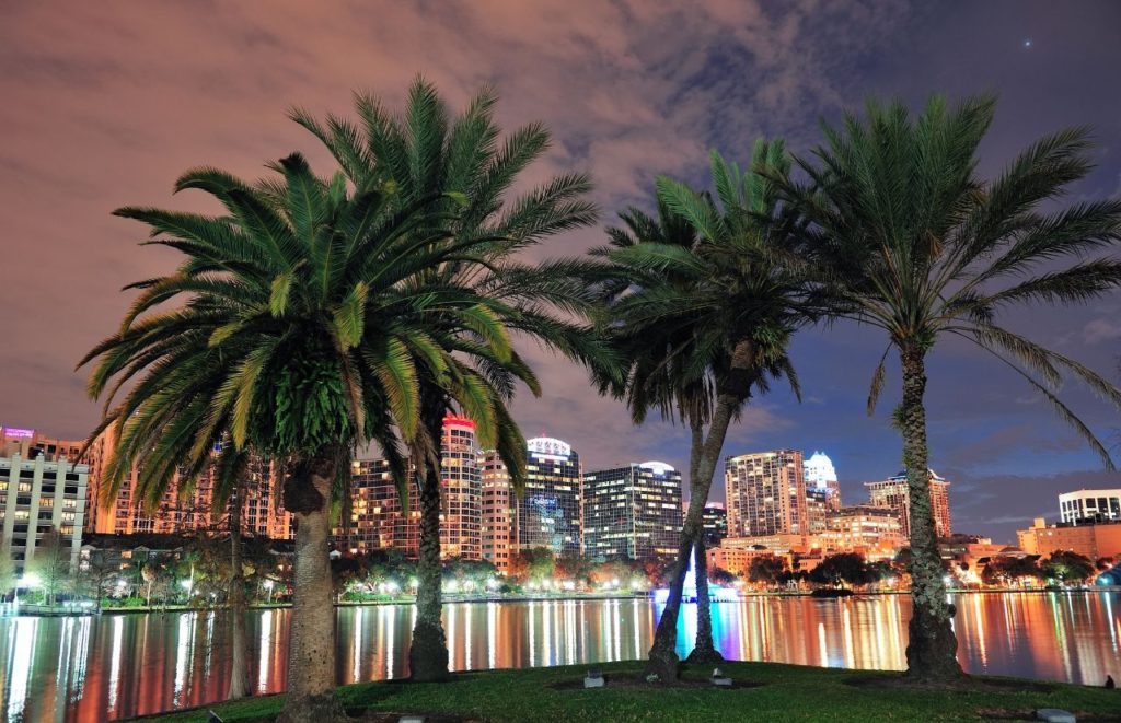 Dr Phillips Downtown Orlando. Keep reading to learn more on how to how to plan the best Orlando itinerary. 
