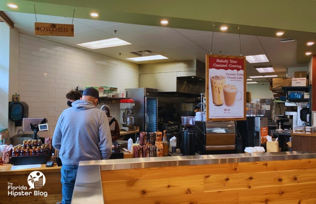 Maple Street Biscuit Company Order Pickup Line. Keep reading to get the best lunch in Tampa, Florida recommendations.