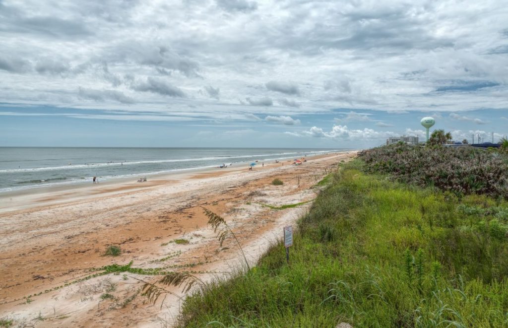 Flagler Beach in Florida. Keep reading to find out where are the best beaches near Gainesville. 