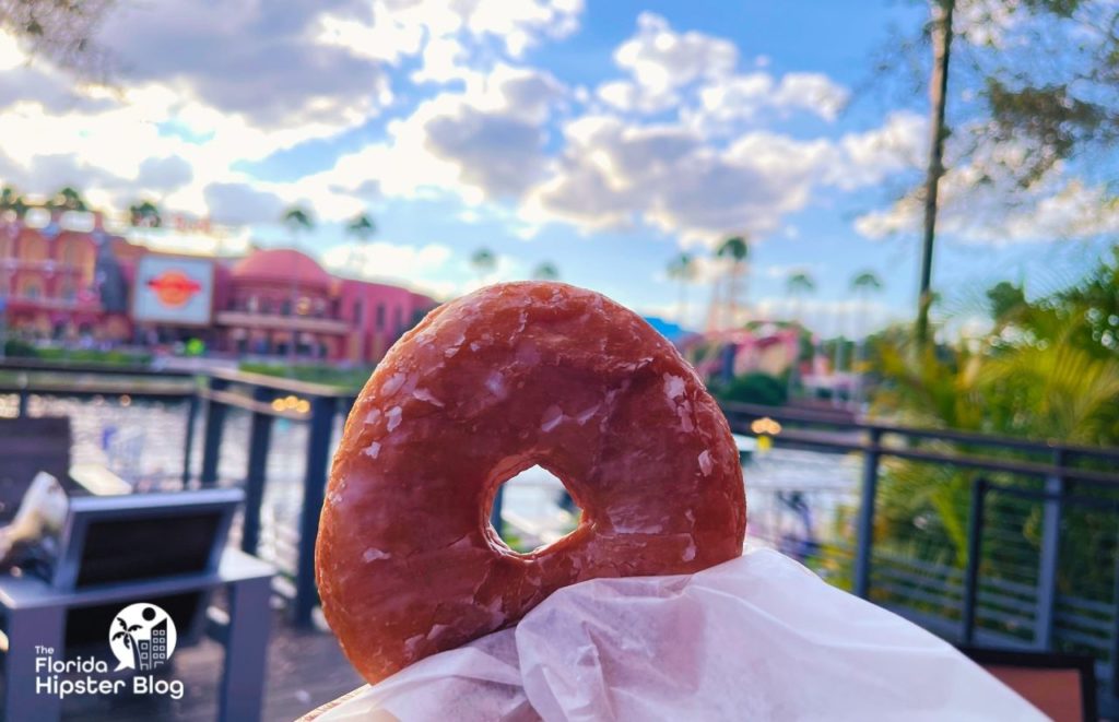 VooDoo Doughnut at Universal Orlando Resort CityWalk. Keep reading to get the full guide on the best dessert in Orlando. 