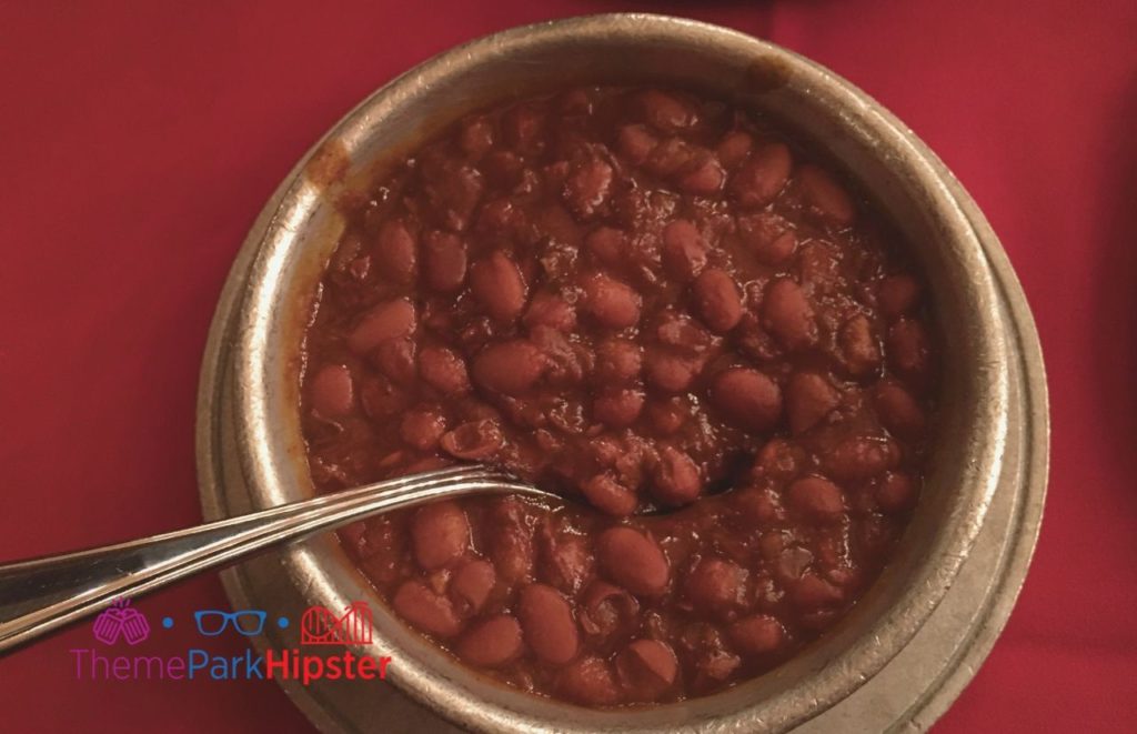 Disney Buffet Restaurant Trails End and Hoop Dee Doo baked beans. Keep reading to uncover where to go for breakfast buffet in Orlando. 