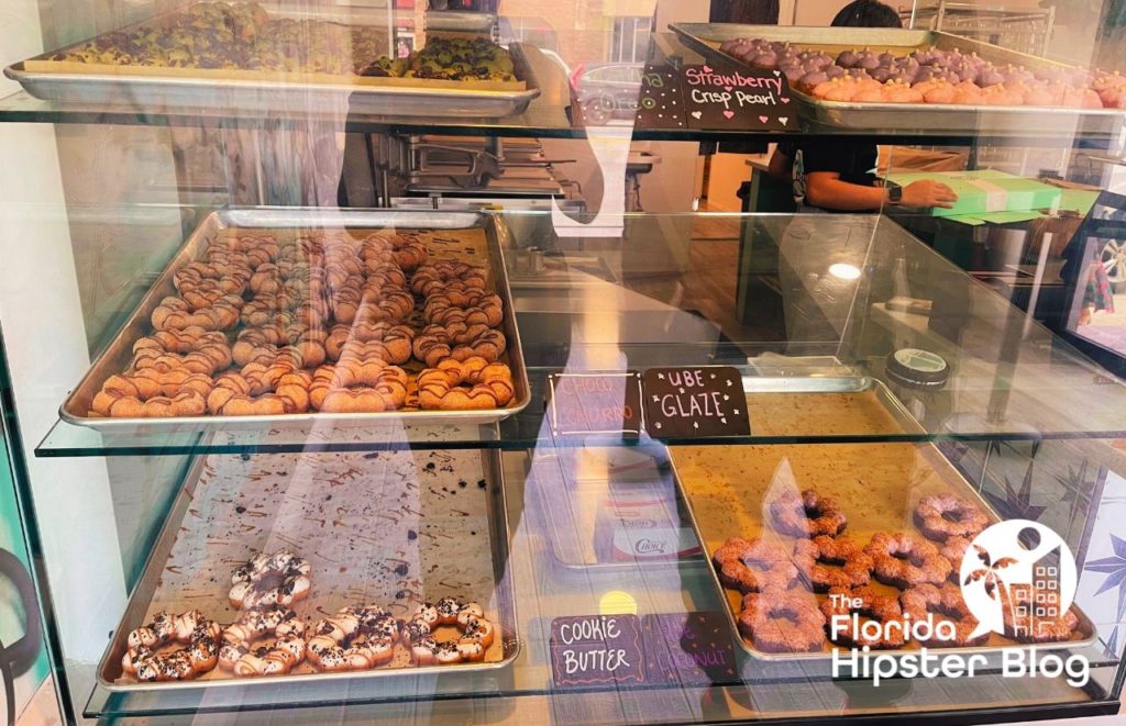 Dochi Dessert Donuts Orlando donuts.Keep reading to find out the best dessert in Orlando. 