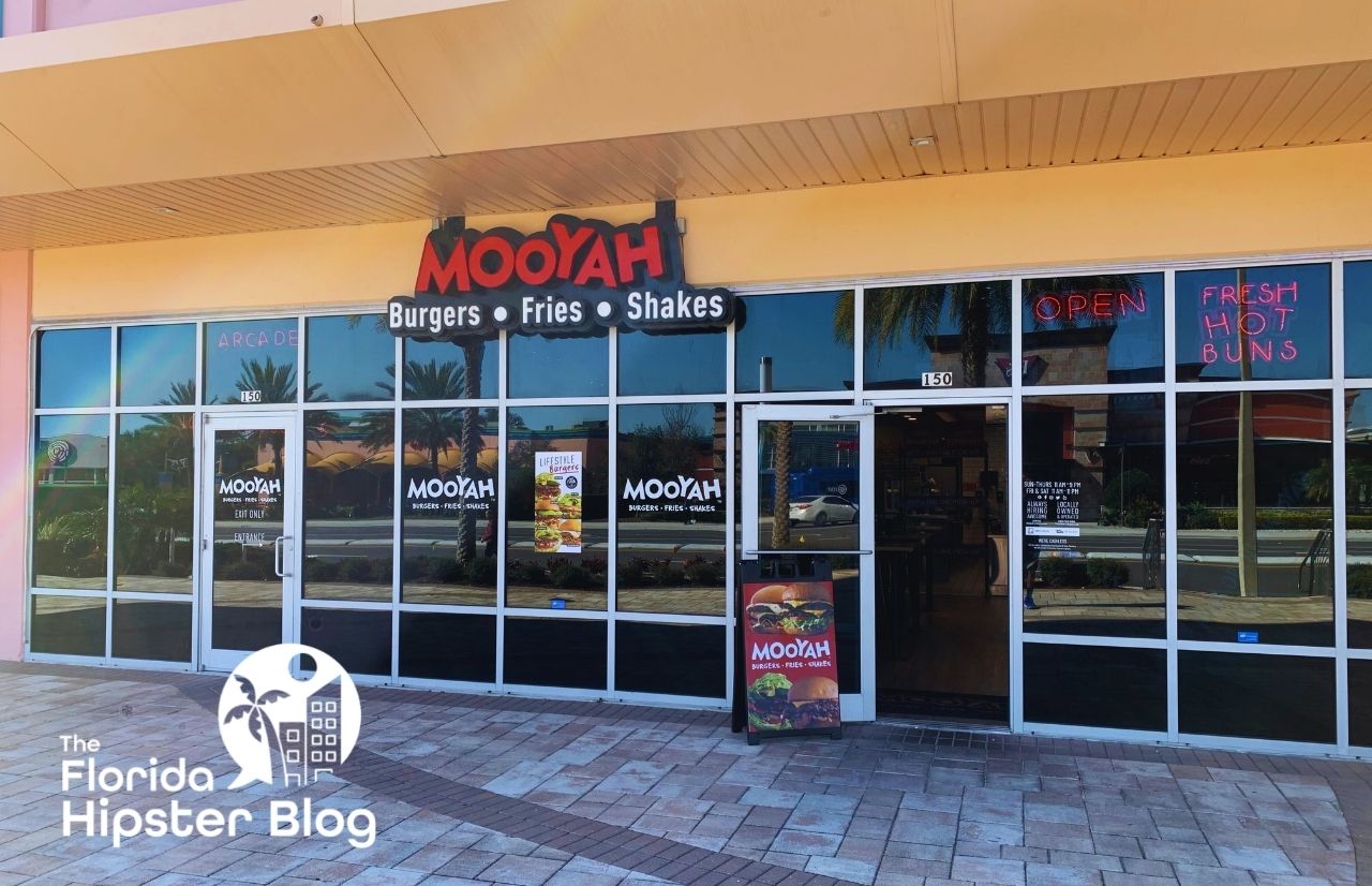 Mooyah Burgers Orlando exterior and entrance. Keep reading to learn where to go for the best burger in Orlando. 