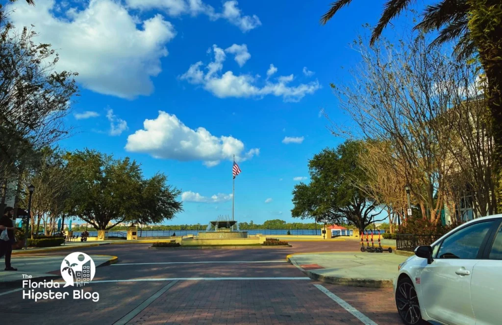 Baldwin Park Neighborhood in Orlando, Florida. Keep reading to know the best time to travel to Orlando, Florida!