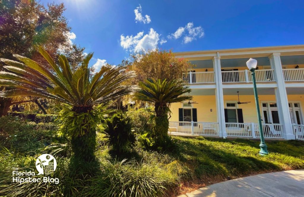 Exterior of Harry P Leu Gardens in Orlando, Florida. Keep reading to find out the best gardens in Orlando. 