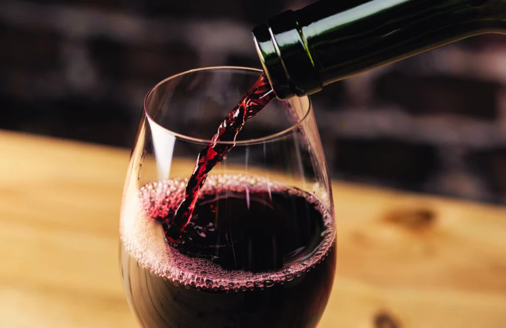Keel Blueberry Farm with Winery at Keel and Curly Pouring Red Wine. Keep reading to learn about the best farms in Tampa, Florida.