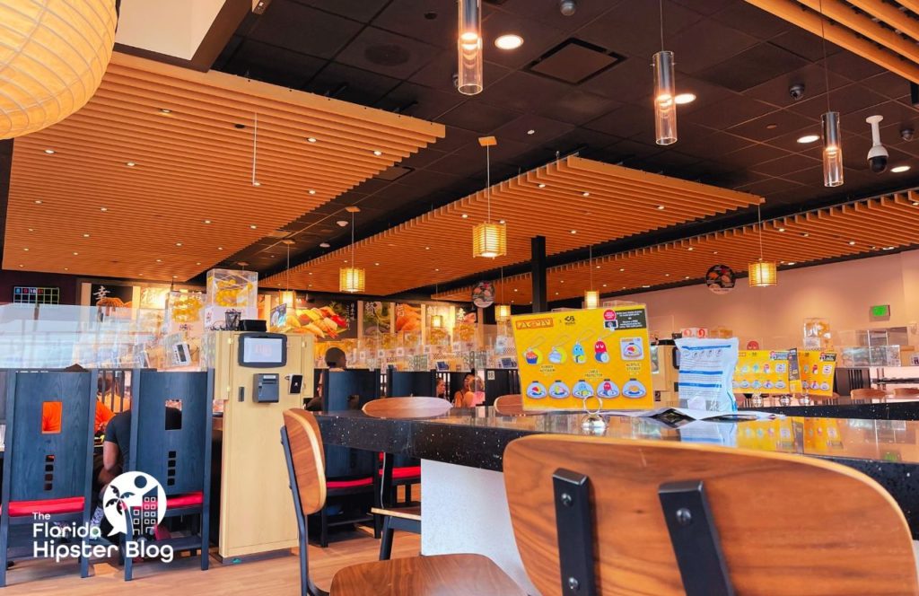 Kura Revolving Sushi Bar Restaurant in Orlando, Florida. Keep reading to get the best lunch in Orlando!