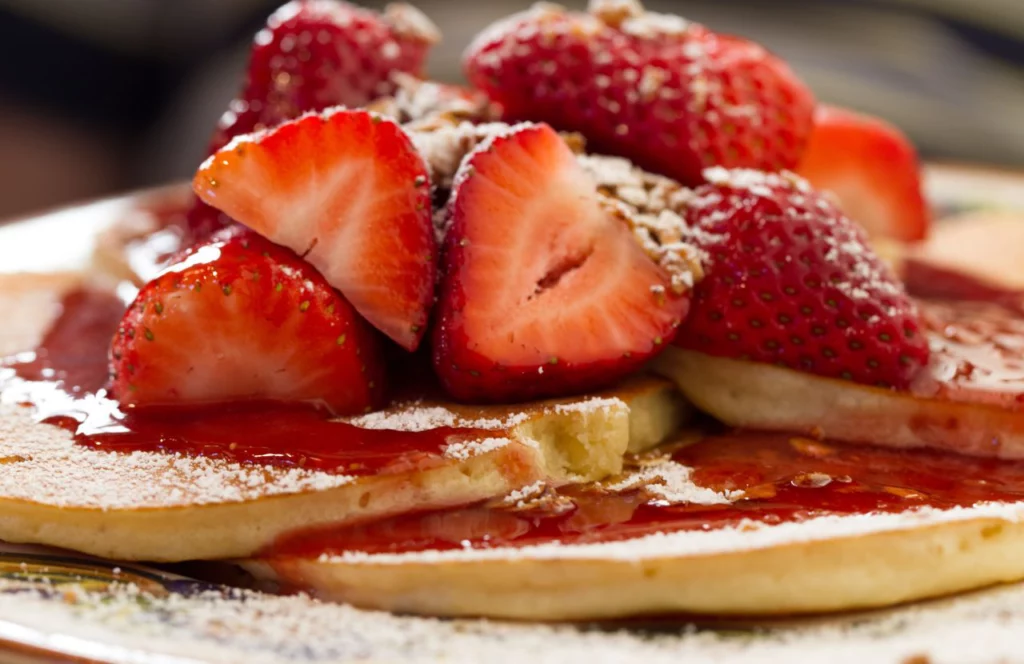 Best Restaurant in Brandon, Florida Datz Strawberry Pancakes. Keep reading to learn about the best breakfast in Tampa.