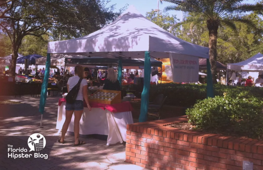 Farmers market in Florida. Keep reading to find out all you need to know about Florida in October. 