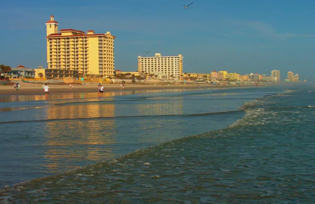 Daytona Beach Coastline. Keep reading to learn about shark watching in Florida and how to avoid attacks