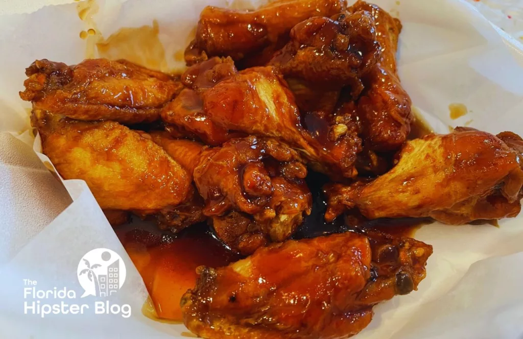 Josie's Pizza and Wings in Orlando, Florida Garlic Honey Chicken Wings. Keep reading to get the best wings in Orlando, Florida.