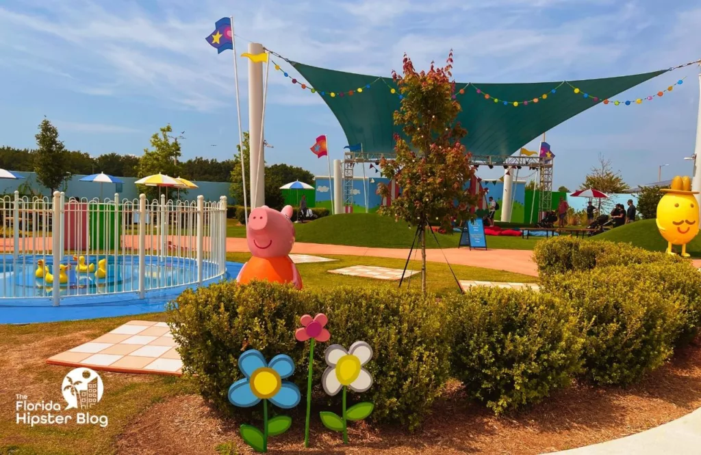 Peppa Pig Theme Park Florida Mommy Pig Picnic Area. Keep reading to learn everything you need to know about visiting Peppa Pig Theme Park. 