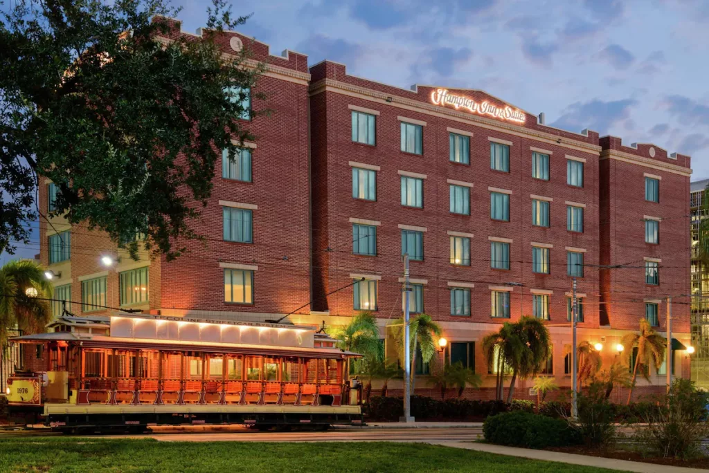 Hampton Inn and Suites Tampa Ybor City. Keep reading to get the best hotels in Tampa, Florida.