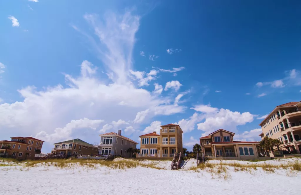 Wonderful homes on the coastline with a shore of white sand. Keep reading to learn more about what public beaches in Destin are the best. 