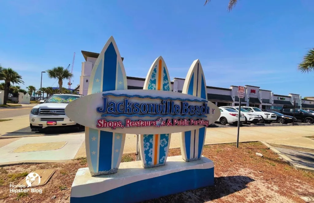 Welcome to Jacksonville Beach sign. Keep reading to get the best beaches near Gainesville, Florida.