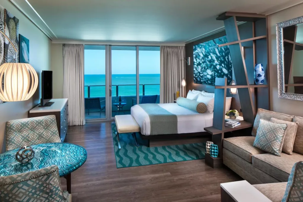 Opal Sands Resort in Clearwater Beach, Florida standard room. Keep reading to get the best hotels in Tampa, Florida.