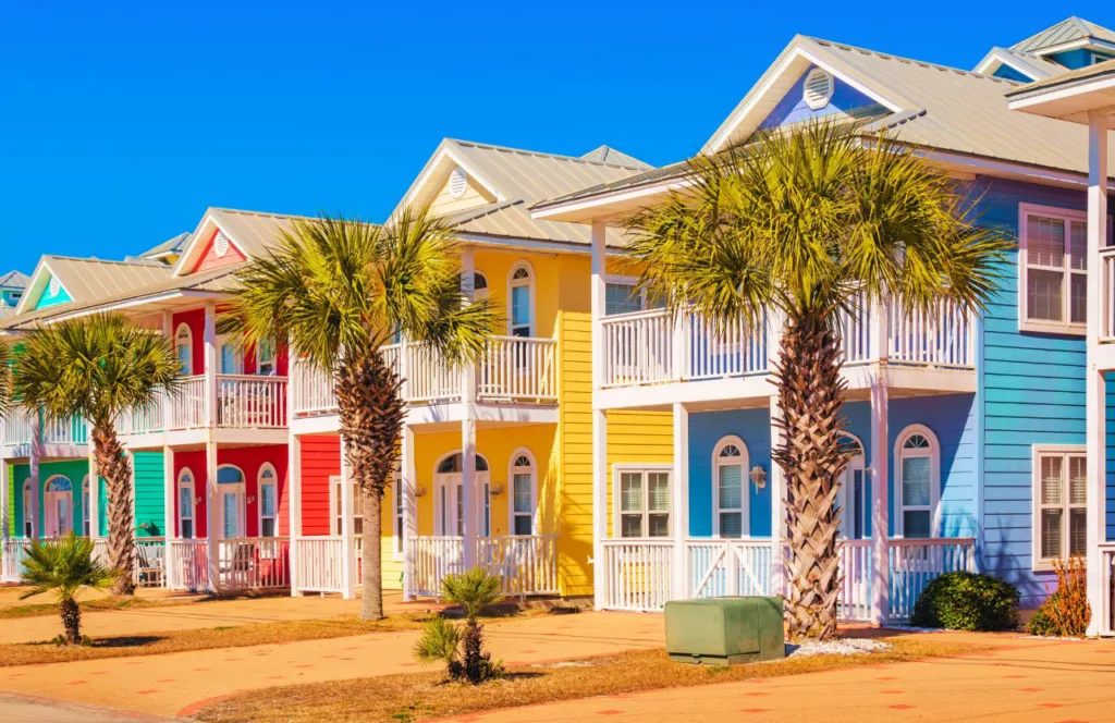 Panama City Beach, Florida Colorful Homes. Keep reading to learn about the best Florida beaches for a girl's trip!