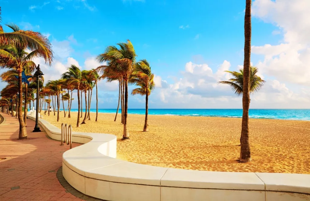 Fort Lauderdale Los Olas Beach. One of the best things to do in Florida for the 4th of July and Independence Day. Keep reading to learn more about the best things to do for Independence Day in Florida.